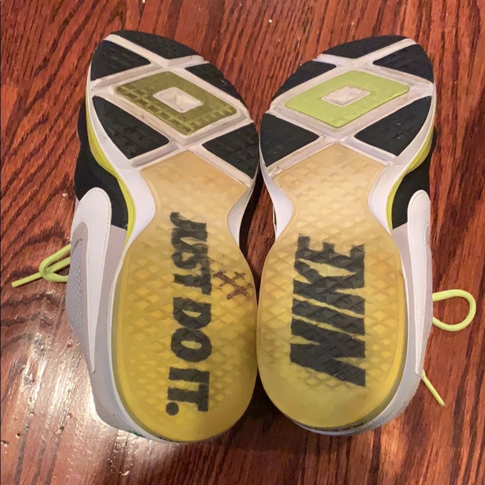 Nike Training Maxair Sneakers Gem